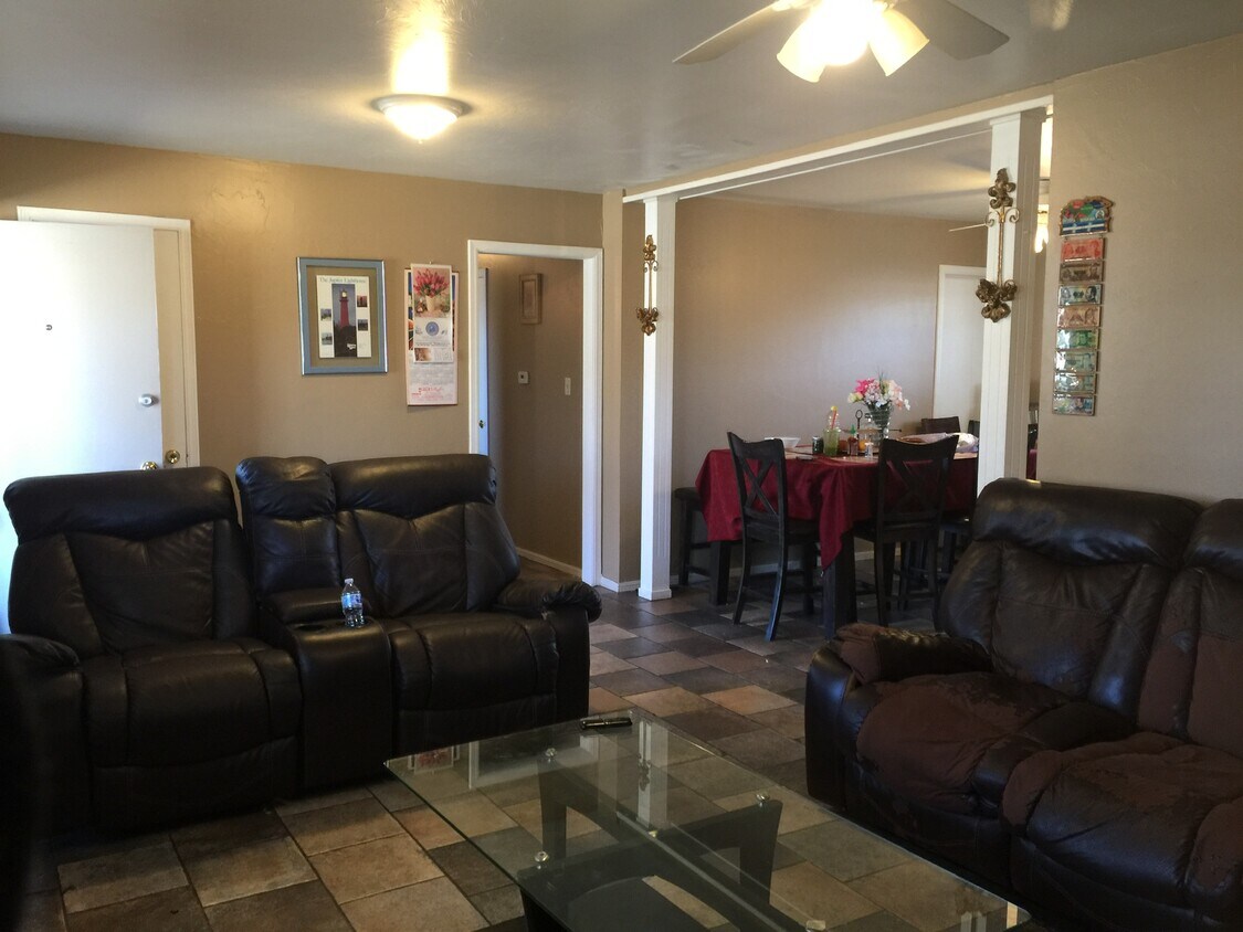 Open floor plan - 7100 NW 18th St