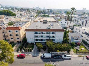 Building Photo - 1344 N Martel Ave