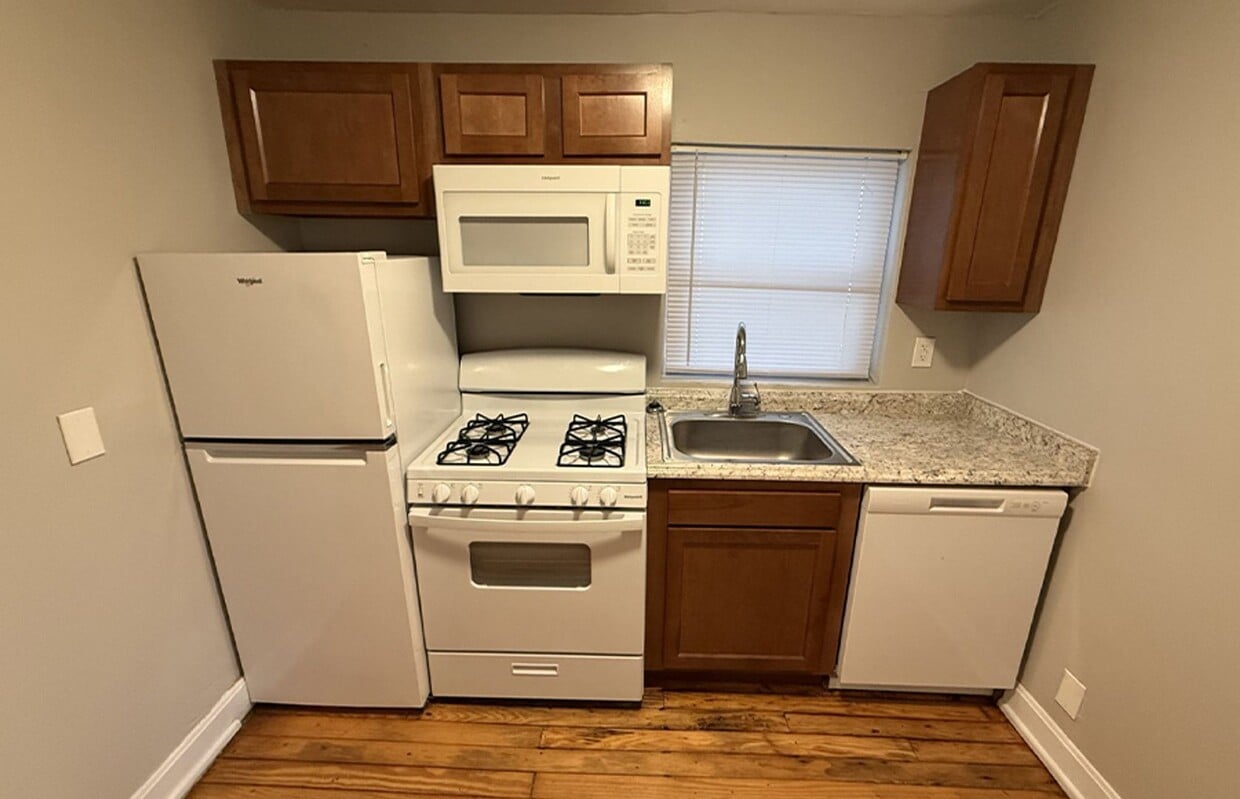 Foto principal - 2825 Glendora Ave