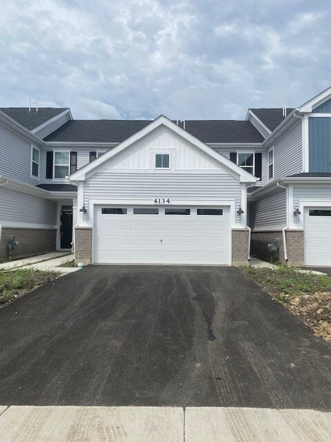 Primary Photo - 4134 Calder Ln