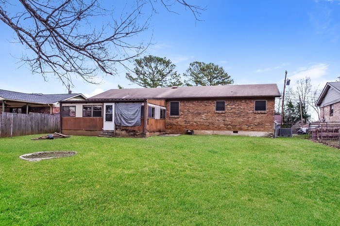 Building Photo - Great 3 Bedroom in Huntsville