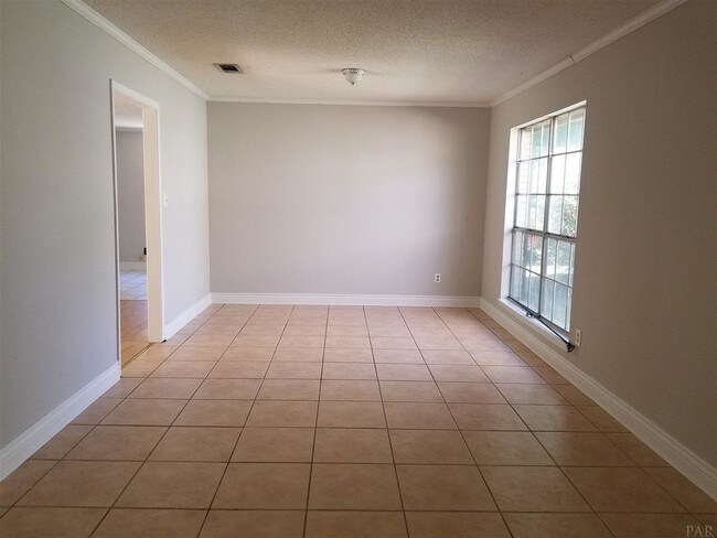 Building Photo - 2292 Equestrian Way