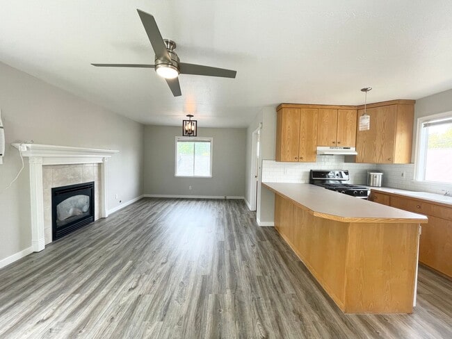 Building Photo - McKinley