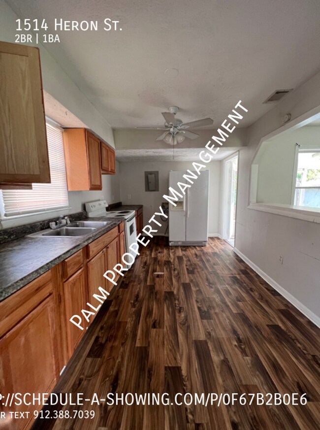 Building Photo - Cute Two Bed, 1 Bath bungalow near Histori...