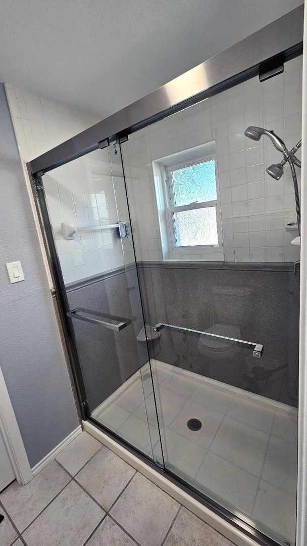 Foto del edificio - Fully furnished 4-bed, 2.5-bath