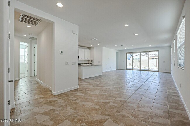 Building Photo - 32526 N 20th Gln
