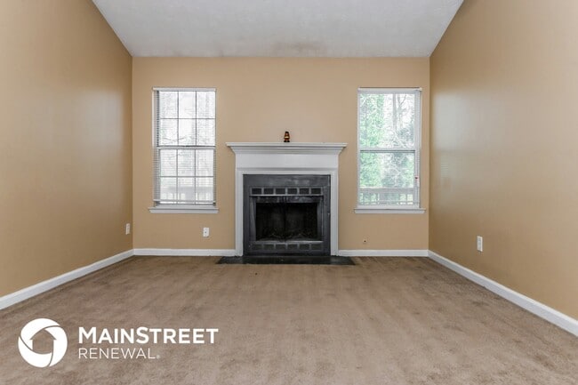 Building Photo - 3154 Chippewa Dr