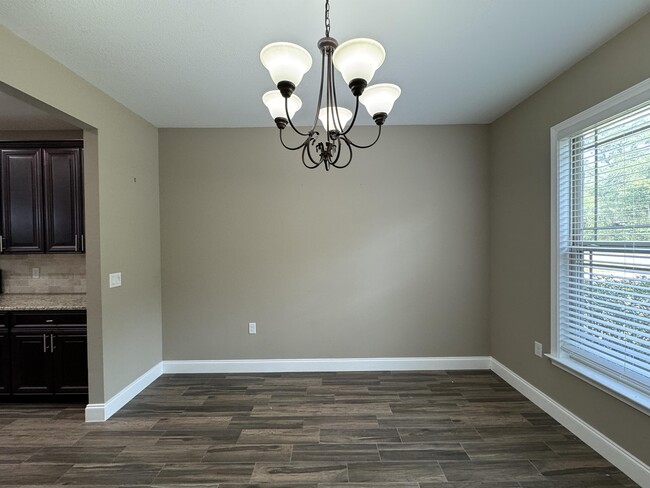 Building Photo - 1377 N Beal Extended