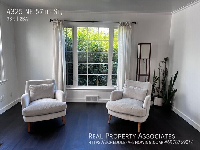 Building Photo - 4325 NE 57th St
