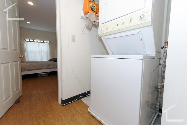 Building Photo - 9/1/26 Unique top floor 2BR near Packard's Corner w/d in unit!