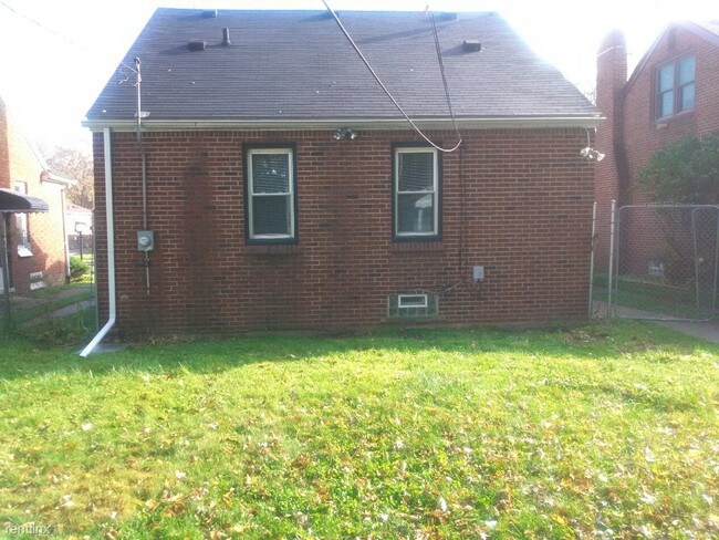 Building Photo - 18625 Prevost St