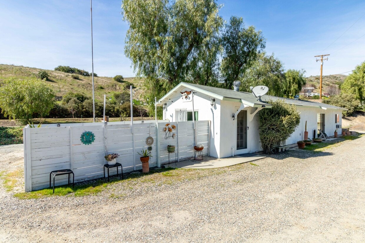 Foto principal - 45491 Sage Rd