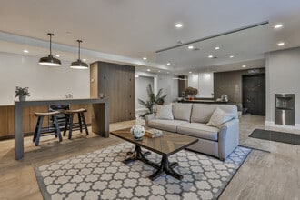 Building Photo - The Fairmount North Shore