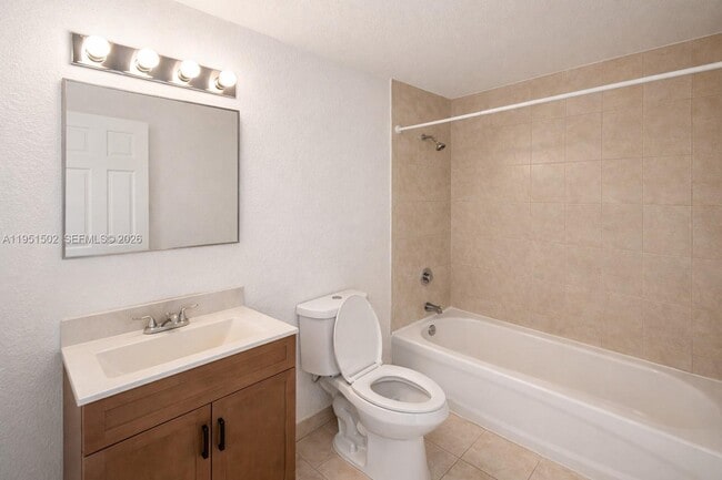 Foto del edificio - 2752 NW 131st St