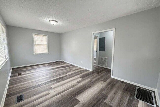 Building Photo - 47 Pobiddy Spur
