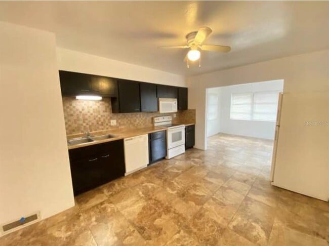 Building Photo - 5744 2nd Ave N