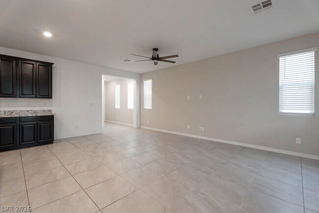 Foto del edificio - 7126 Calvert Cliffs St