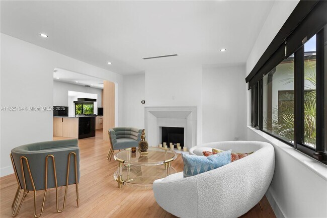 Foto del edificio - 246 NW 93rd St