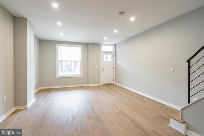 Foto del edificio - 6129 Reedland St
