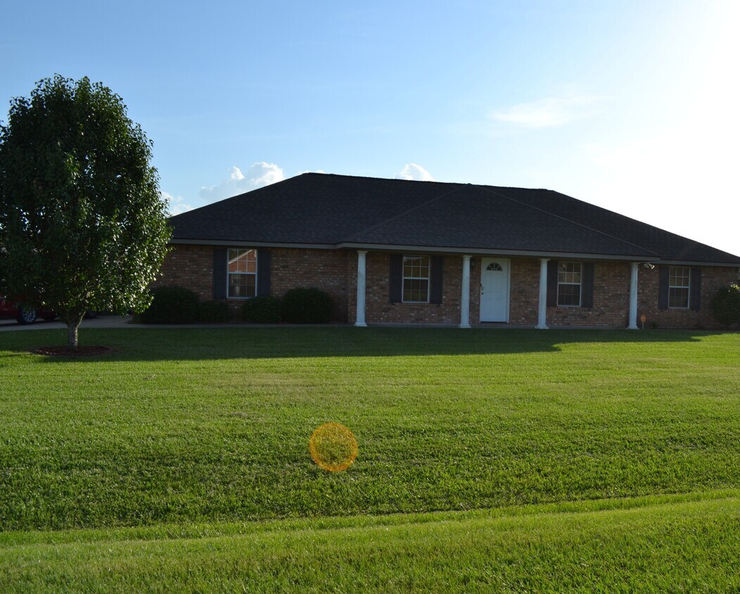 Primary Photo - 156 Williams Way