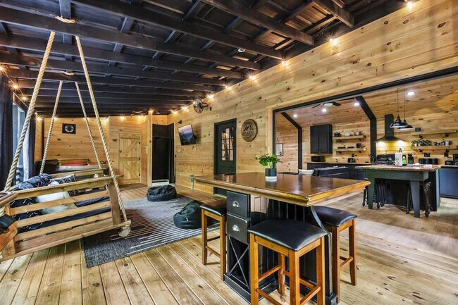 Foto del edificio - 4949 Ledford Rd