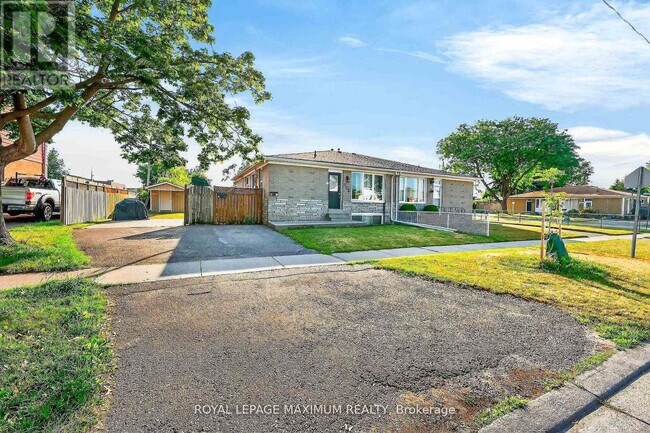 Building Photo - 362 Rosedale Dr