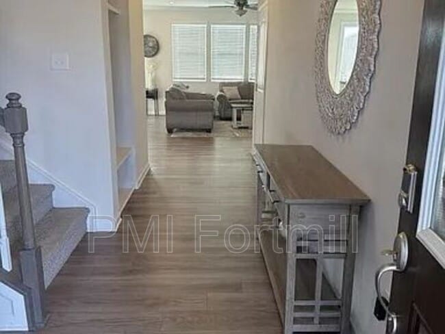 Foto del edificio - 1714 Woodend Dr