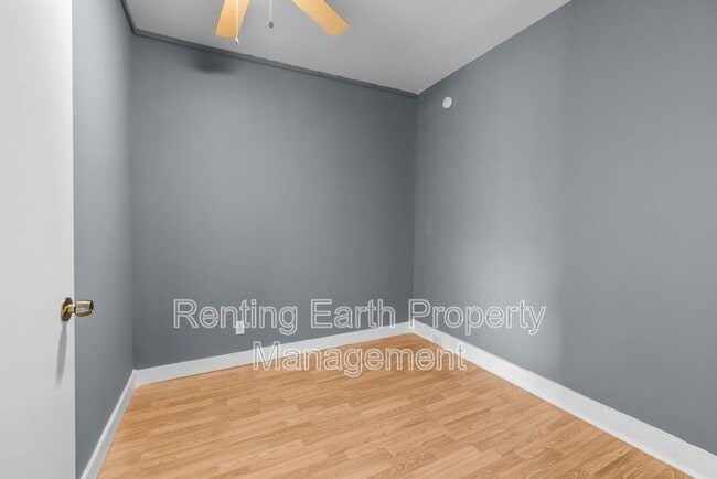 Building Photo - 3111 Avenue D