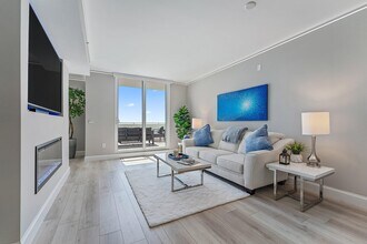 Building Photo - 255 Evernia St
