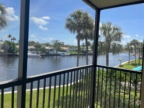 Building Photo - 18 Royal Palm Way