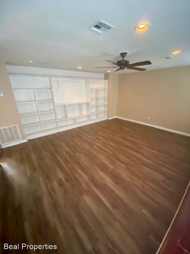 Foto del edificio - 3 br, 2 bath House - 1116 Berkeley St