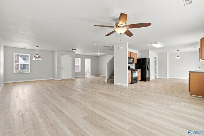 Building Photo - 155 Bayside Ln