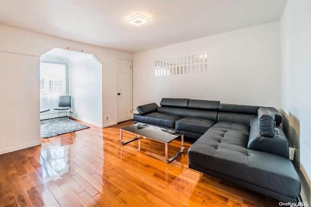 7909 Pitkin Ave, Queens, NY 11417 Room for Rent in Queens, NY