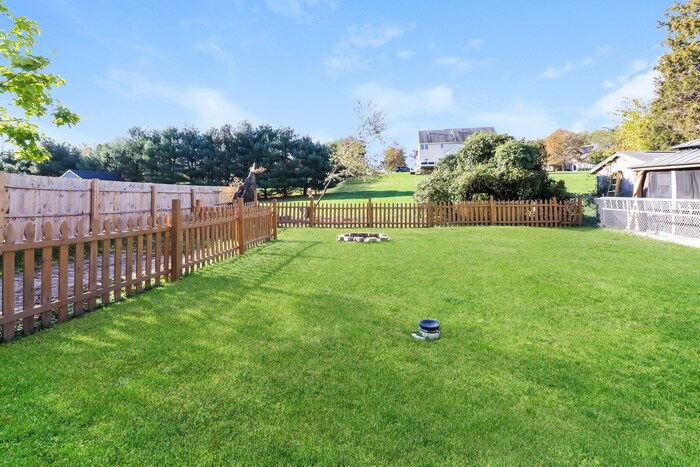 Foto del edificio - 3113 Offutt Rd