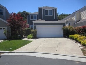 Building Photo - 66 Cross Creek Pl