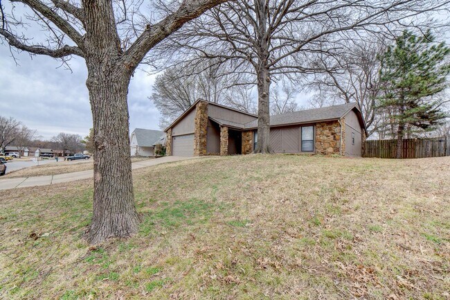 Foto del edificio - 3 Bed | 2 Bath | Tulsa | 1,511 SQFT