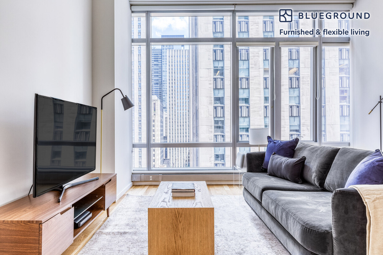 Foto principal - 18 W 48th St