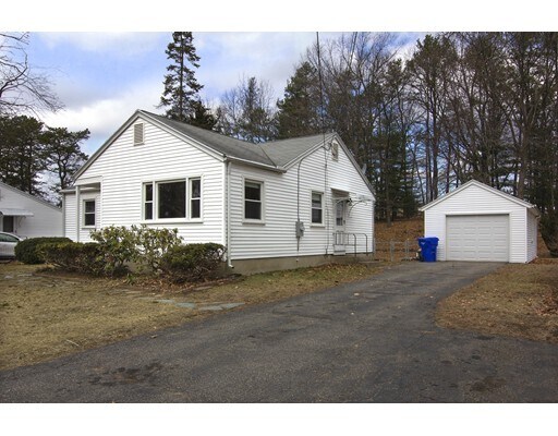 Building Photo - 36 Valley Rd