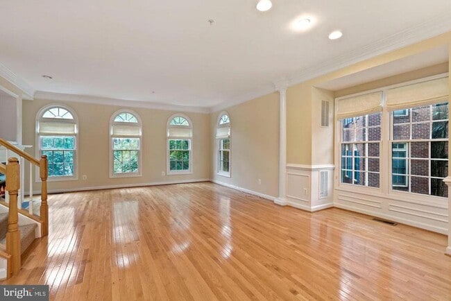 Building Photo - 8878 Ashgrove House Ln