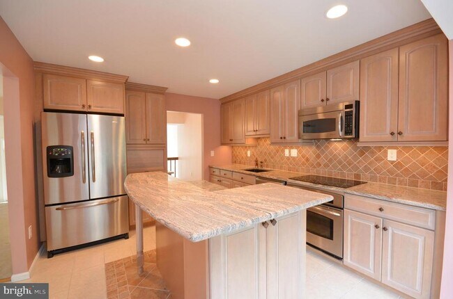 Foto del edificio - 4910 Cloister Dr