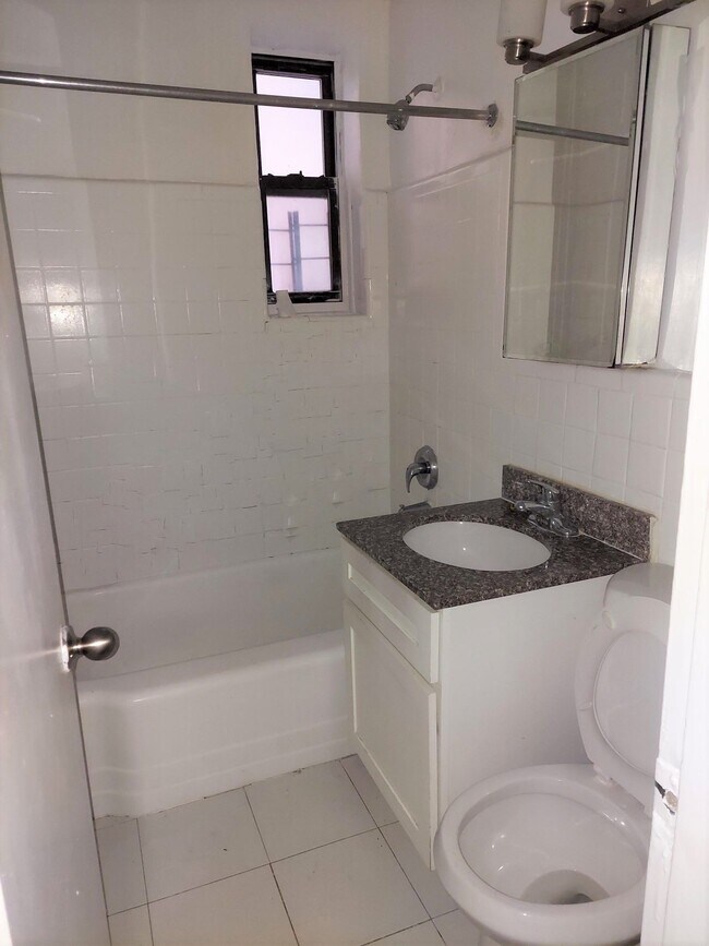 Foto del edificio - 134-20 87th Ave