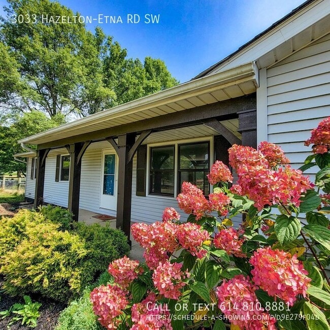 Building Photo - Three bedroom Home- Pataskala