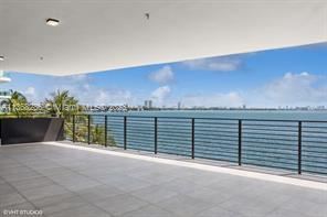 Foto del edificio - 3 br, 3.5 bath Condo - 1930 Bay Dr Unit 300