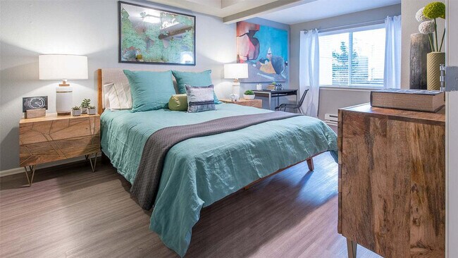 Foto del edificio - 101 Elliott Ave W