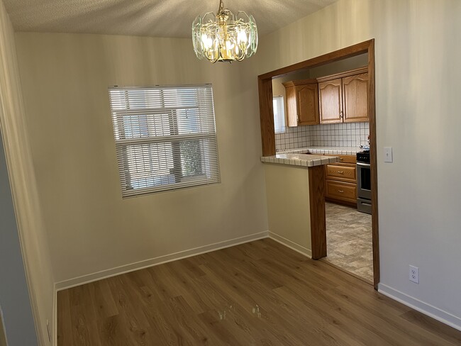 Dining rm/Kitchen - 322 Cornell Dr