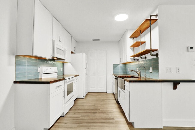 Foto del edificio - 8356 SE Croft Cir