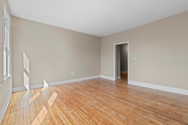 Foto del edificio - 3131 N Calvert St