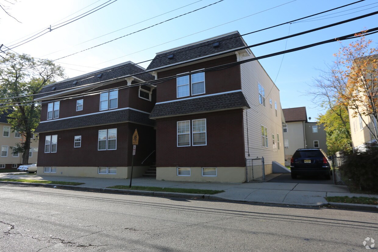 903 Chandler Ave, Linden, NJ 07036 Apartments in Linden, NJ