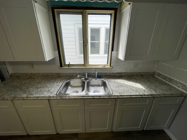 Kitchen - 80 Cable St