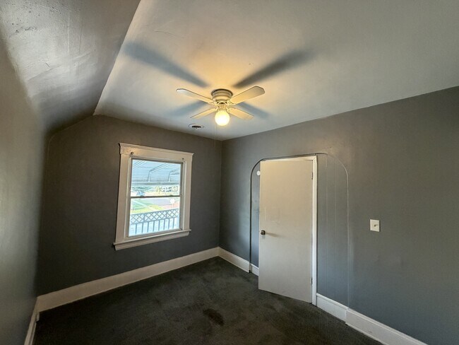 Foto del edificio - 4218 Denison Ave